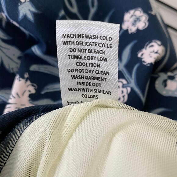 Spartina 449 Maren Pants Size S Navy Blue Floral Stretch Kick Flare Crop Classic - Picture 12 of 14